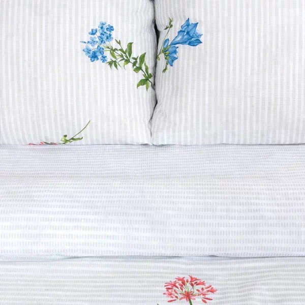 Постельное бельё Этель 1.5 сп Wild flowers 143*215 см,150*214 см, 70*70 см 2 шт
