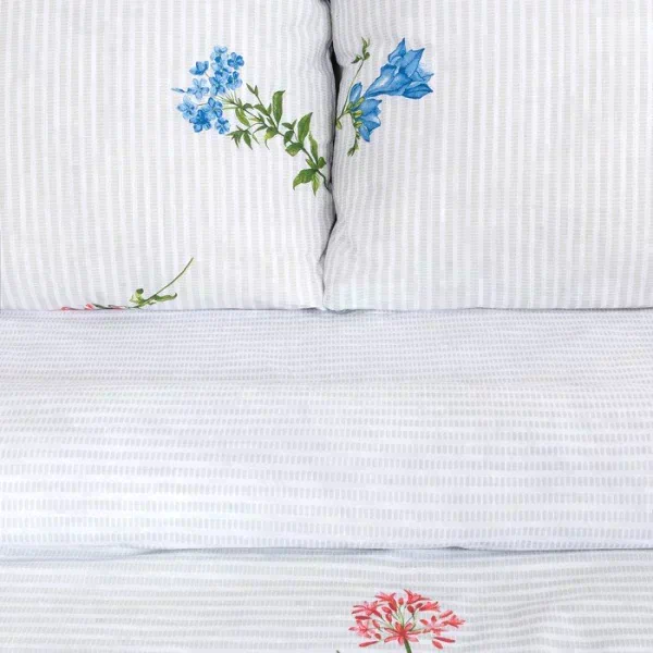 Постельное бельё Этель 2 сп Wild flowers 175*215 см, 200*220 см,70*70 см -2 шт