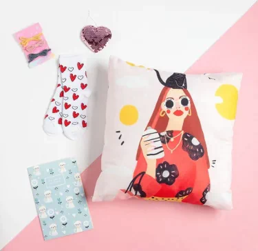 Подарочный набор "I love cats" подушка-секрет, 40х40 см и аксессуары