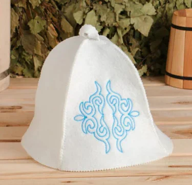 Шапка для бани с вышивкой "Степной ветер" голубой узор