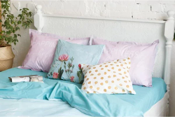 Постельное бельё "Этель" 1.5 сп Flowers dream 143х215 см,150х214 см, 50х70+3 - 2 шт